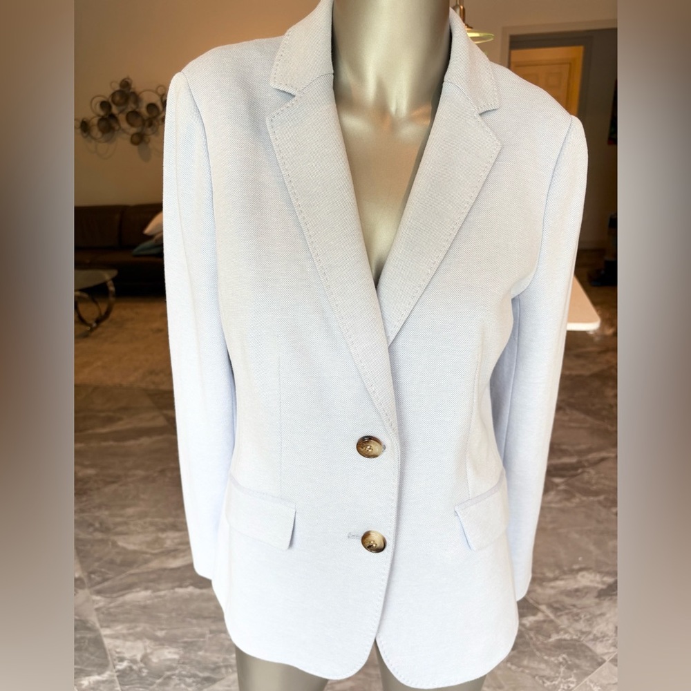 Talbots Blue Blazer with Notched Lapels and Structured Silhouette Long Sleeves
